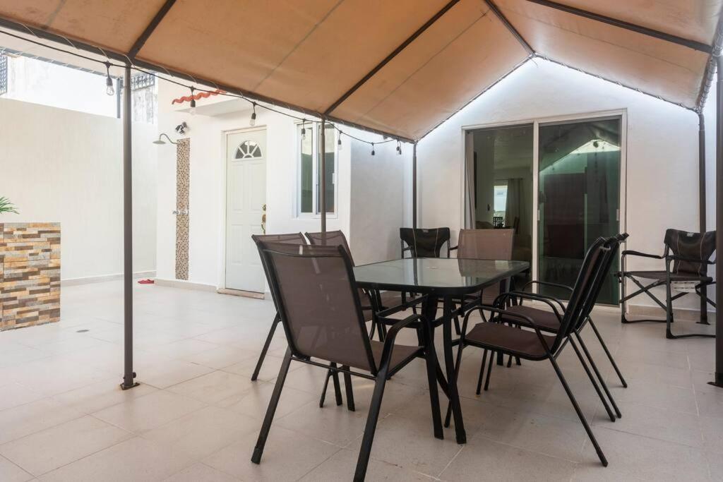Willa Casa Monik, A Dos Pasos De La Playa Cancún Zewnętrze zdjęcie